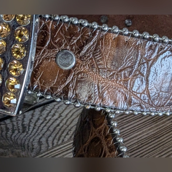 Moc-crocodile Leather Belt Amber Crystals And Crosses Excellent Condition - Picture 6 of 14